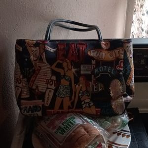 Going out around the world purse